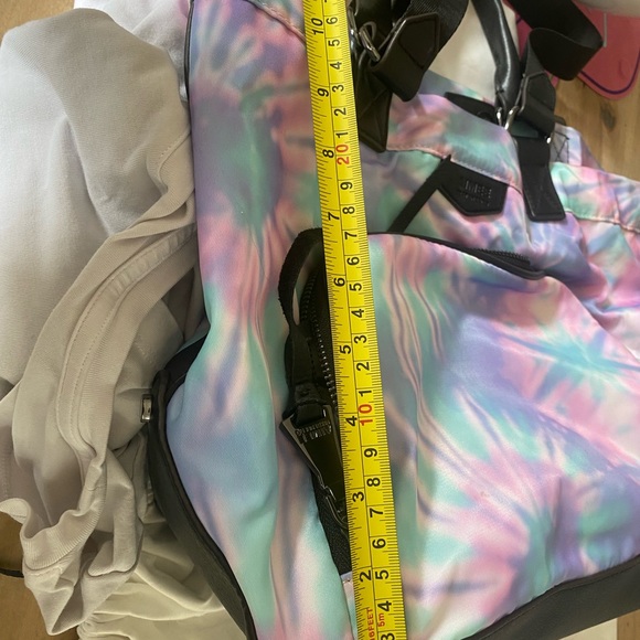 Gorgeous Amee Kestenberg tie dye bag. EUC - Picture 5 of 12